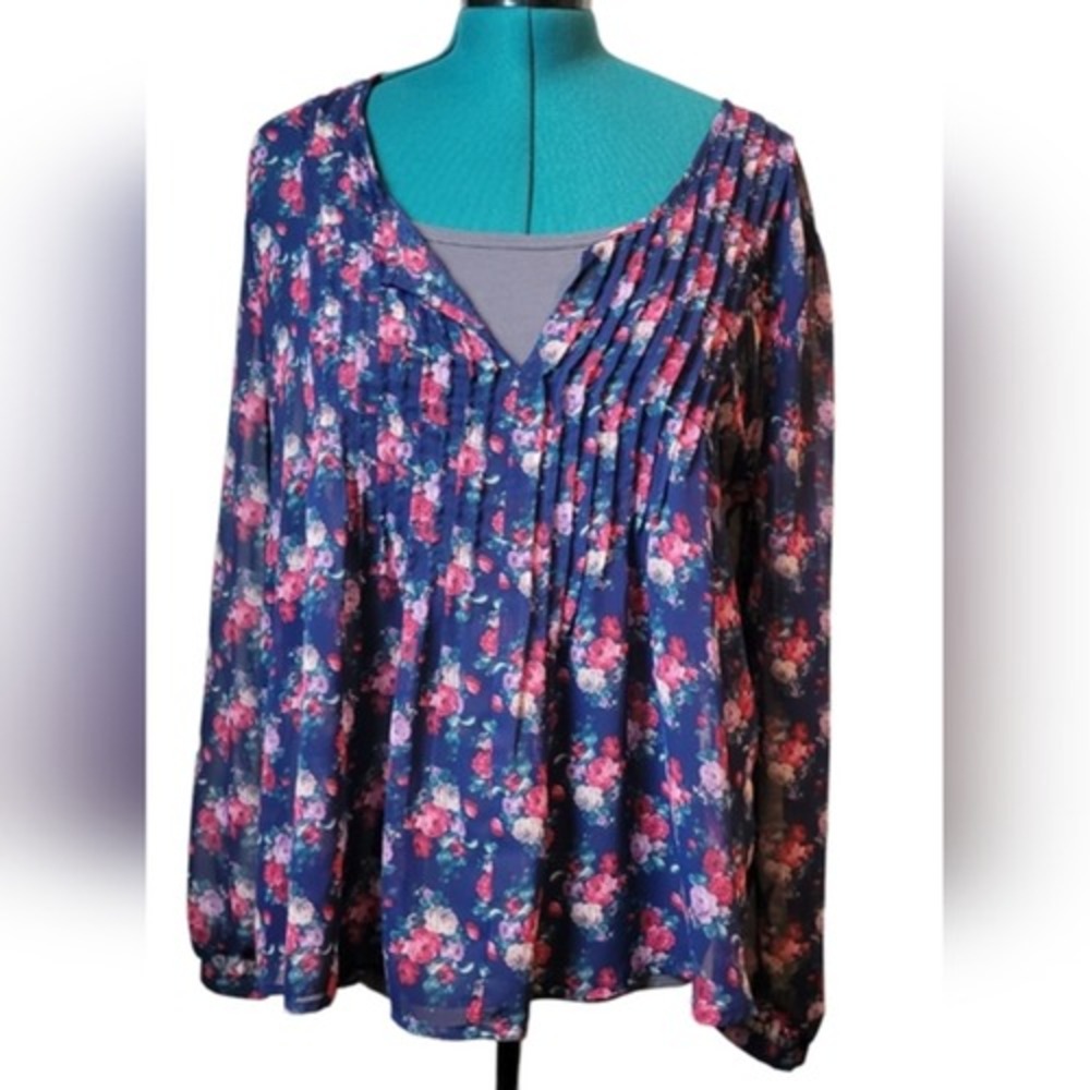 FOREVER 21 PLUS Floral Navy Blue Long Sleeve Pleated V Neck Blouse Top‎ 1X